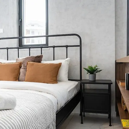 Dusk - Harmonic By 49 In Mackenzie Apartman Lárnaka